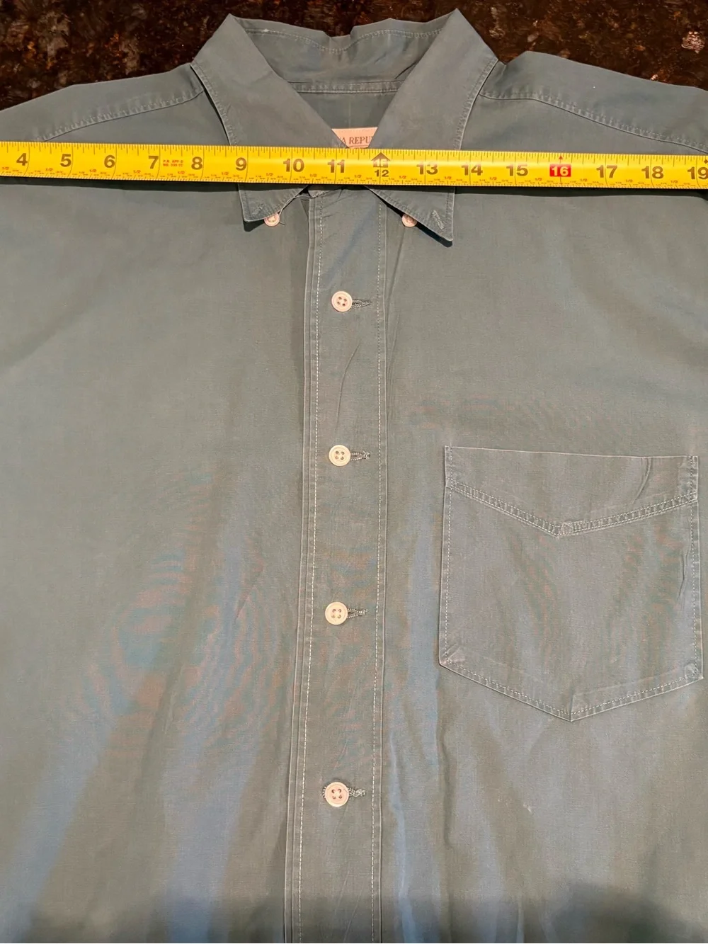 Vintage Banana Republic Safari Travel Shirt Mens M Teal Cotton Button Down Hong